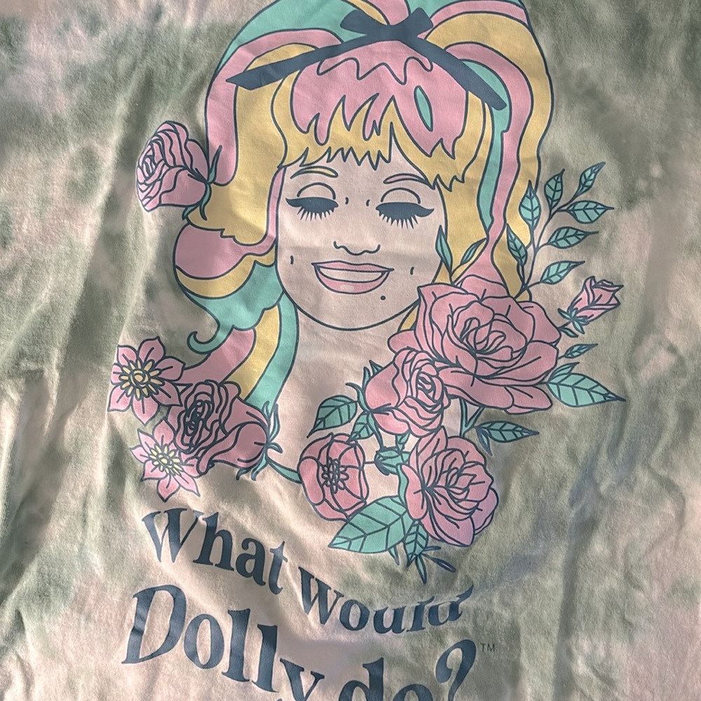 Dolly graphic tee - Picture 2 of 2